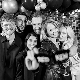 stylist-image-magenta