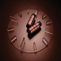 Oblíbené gelové barvy Color Gels Lacquers rozšiřují portfolio o odstíny s rychlou dobou působení 10 minut. Ideální pro rychlou službu krytí šedin v 10ti minutách.