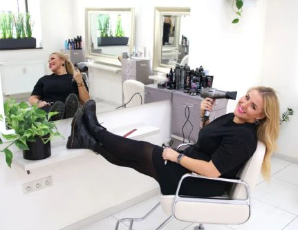 KADEŘNICKÝ SALON STROKOWAY