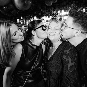 stylist-image-magenta