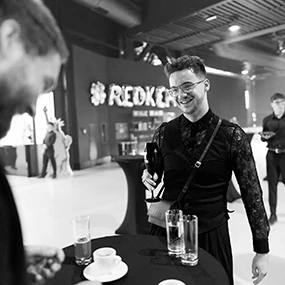 stylist-image-magenta