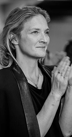 stylist-image-magenta